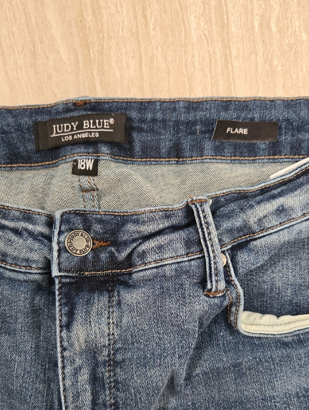 Judy Blue High Waist Tummy Control Flare Jeans Size 18 - Picture 2 of 5
